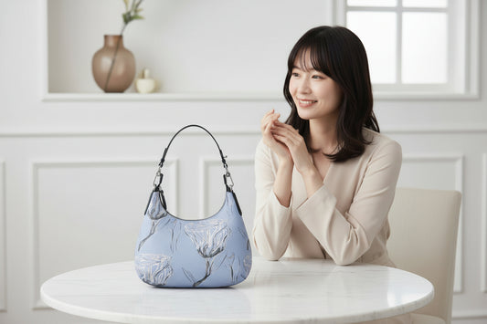 Mini Curved Bag Van Rose in Blue