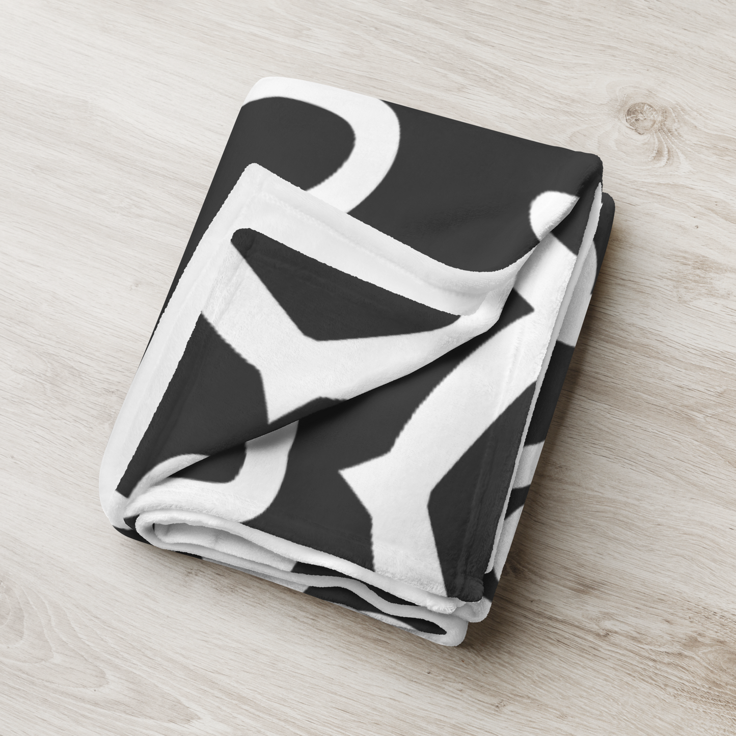 Throw Blanket - Royal Hearts